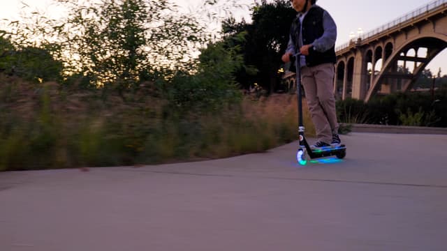 Razor E-Scooter Tekno 12Km/Hr-RAZOR-