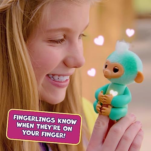 Fingerlings 2.0 Monkey - Purple Charli-GIFTS & NOVELTIES-Wow Wee-