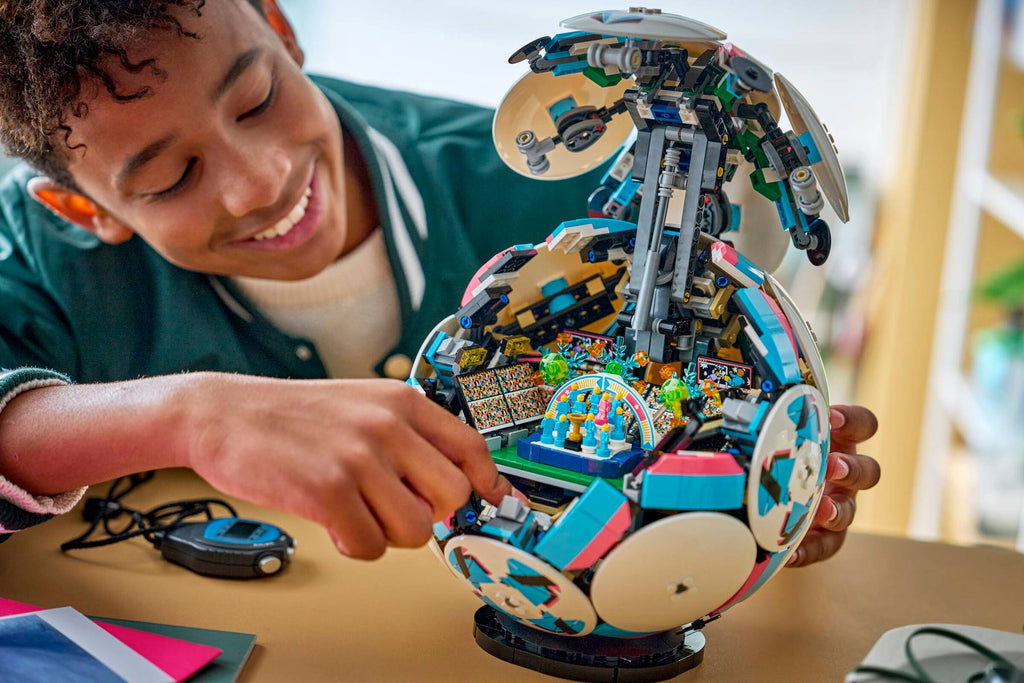 Lego Editions Soccer Ball 43019 with 1498pcs