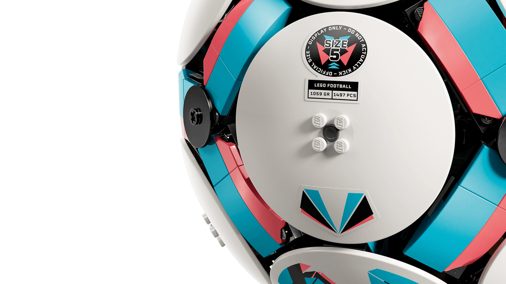 Lego Editions Soccer Ball 43019 with 1498pcs