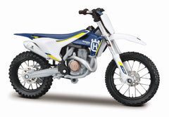 1:18 Se Motorcycles (With Stand)-Maisto-90159393009