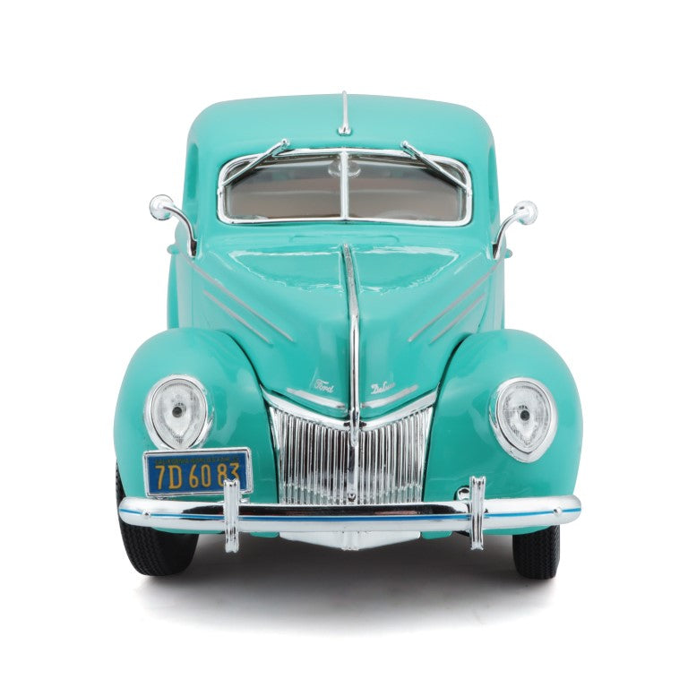 1:18 Se (B)-1939 Ford Deluxe Coupe-Maisto-90159311805